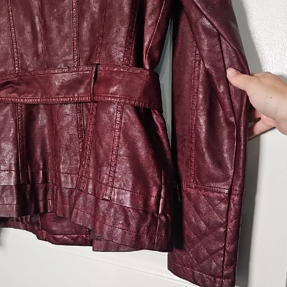 Guess Red Leather Biker Jacket with Asymmetrical Zipper - Picture 14 of 17